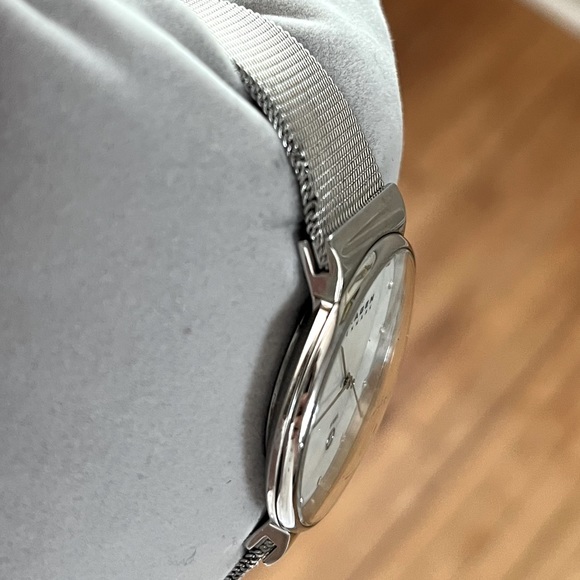 Skagen Stainless Steel Mesh Watch (Needs New Battery) - Picture 6 of 8